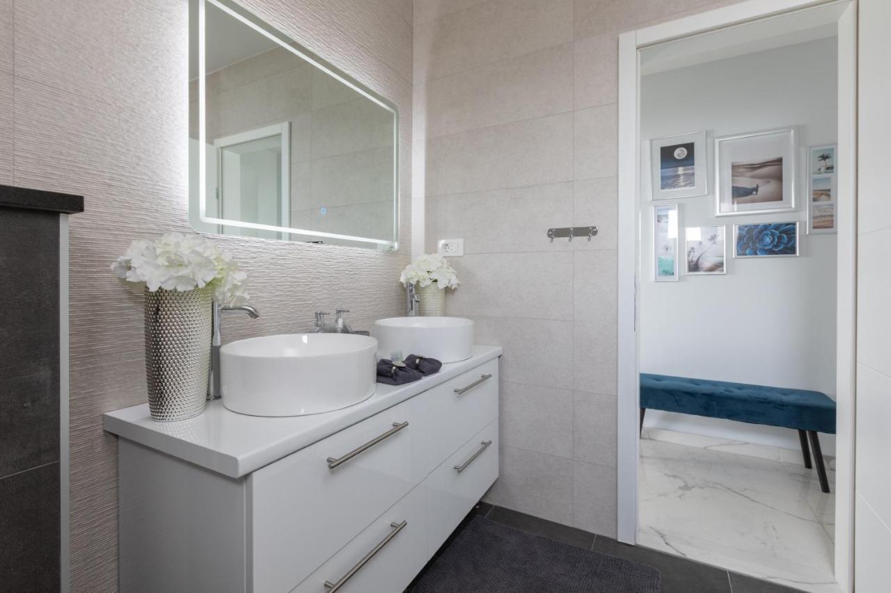 Luxury Holiday Home Dioniz Podgora Pokoj fotografie