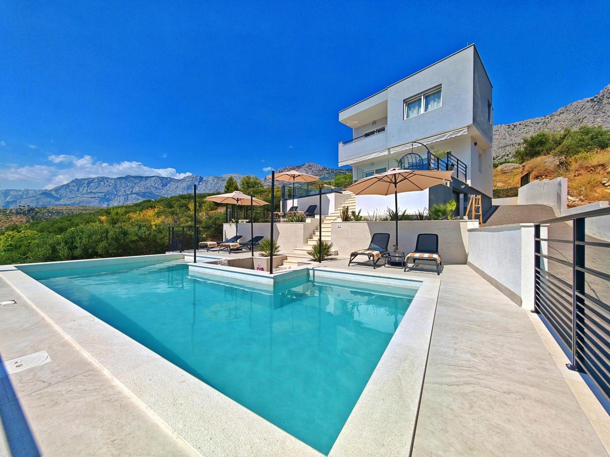 Luxury Holiday Home Dioniz Podgora Exteriér fotografie